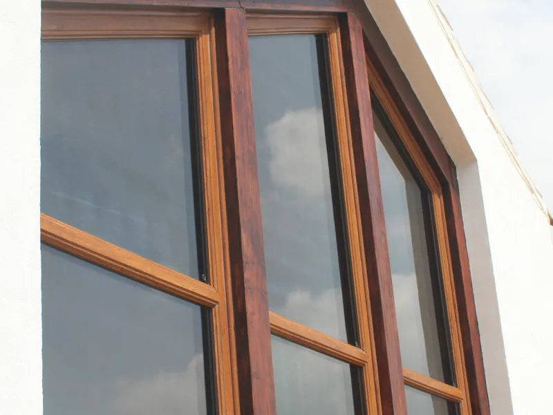 Bay Windows — Gallery Moorgate